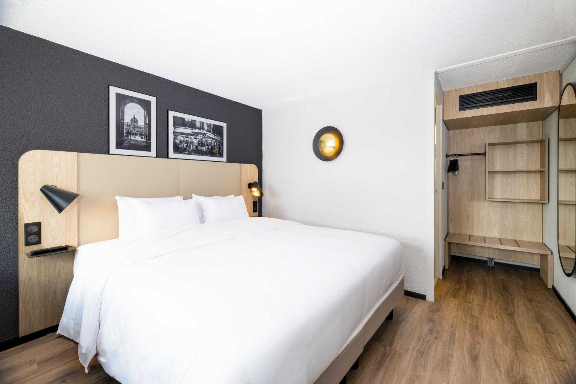 Campanile Aix-En-Provence Sud - Pont De L'Arc Hotel Екстериор снимка